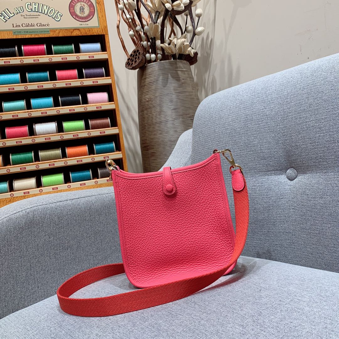 에르메스 미니 에블린16 립스틱 핑크 금장 끌레망스 가죽